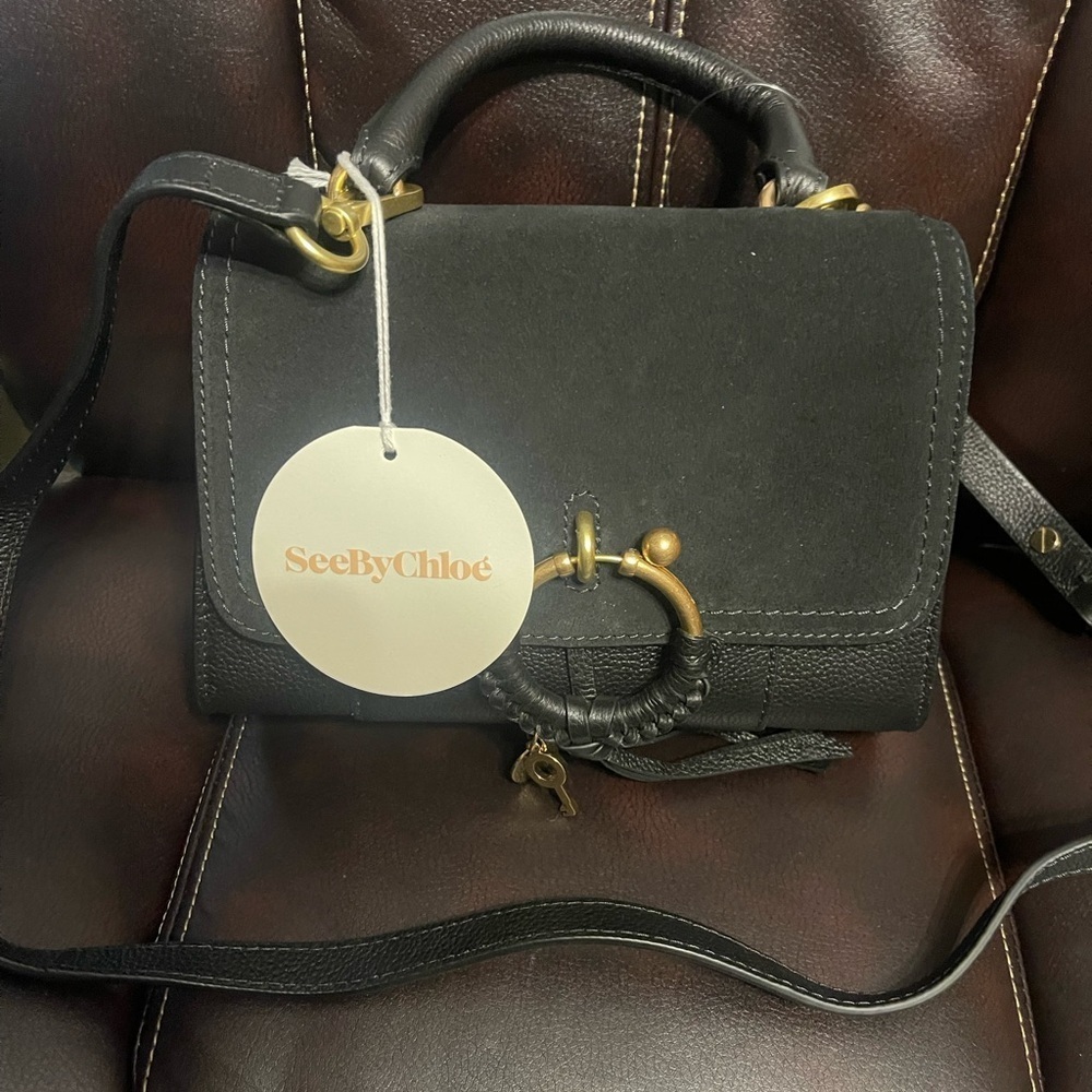 Sold———-///See By Chloe Joan Black Leather Crossbody Bag